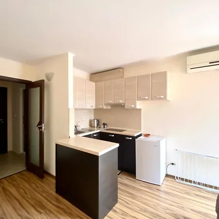 Apartment Bratanov Tarantula Studio Sunny Beach