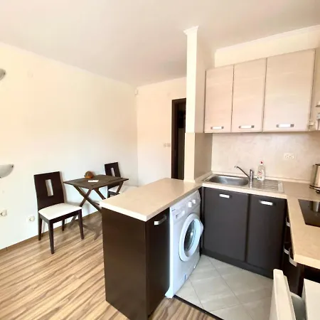 Bratanov Tarantula Studio Apartment Sunny Beach